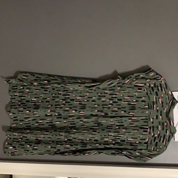 Reitmans Tunic - Picture 3 of 4